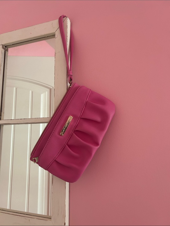 Juicy Couture Handbags - Juicy Couture Pink Wristlet Clutch